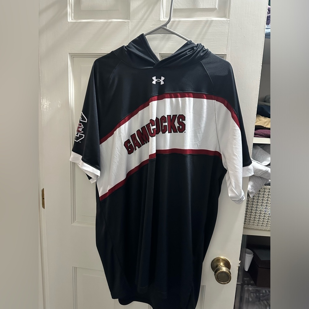 South Carolina Gamecock Under Armour Short Sleeve Hooded Pullover